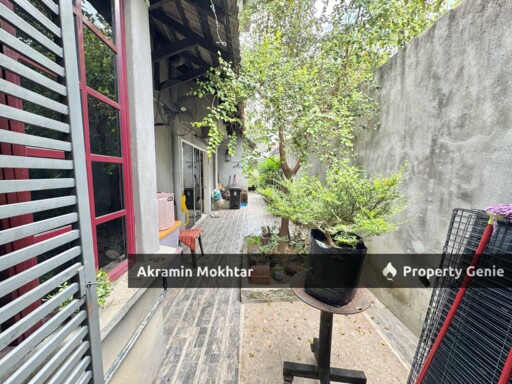 Freehold, End Lot & Renovated | Double Storey Terrace SS19, Subang Jaya