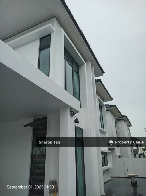 2 Storey Cluster House Taman Kota Masai Freehold Non Bumi Lot Vacant near Lotus