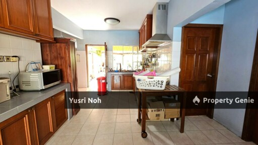 Freehold Double Storey Bungalow With Huge Land @ Bukit Gasing, Petaling Jaya