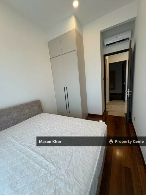 CODRINGTON RESIDENCE MIDDLE FLOOR SEAVIEW 1407sf FULLY RENO & FURNISHED GEORGETOWN