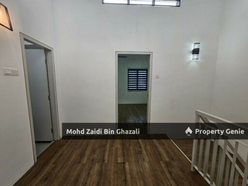 Two Storey Terrace Casa Green