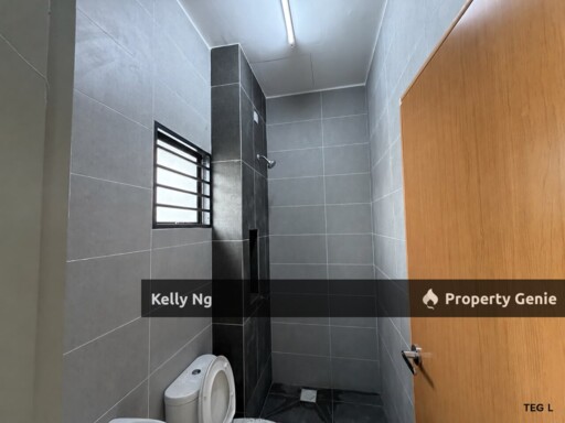 Double Sty Endlot Brand New House At Taman Melati Jenjarom For Rent