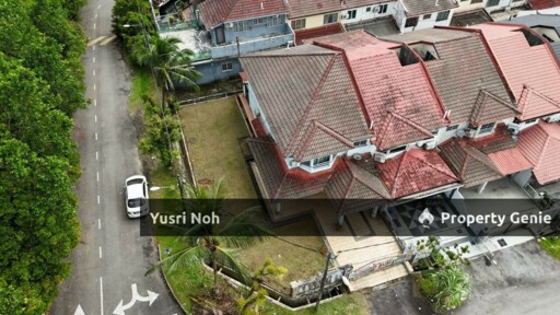 Corner Lot Double Storey Taman Saujana Puchong SP10