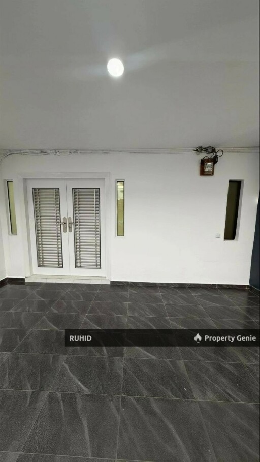 Freehold Endlot Double Storey Terrace For Sale @ Taman Muhibbah Saleng Senai | Fully Renovated