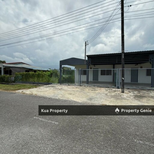 MIRI Single Storey Semi-detached House – For Sale Location: Tudan, Miri