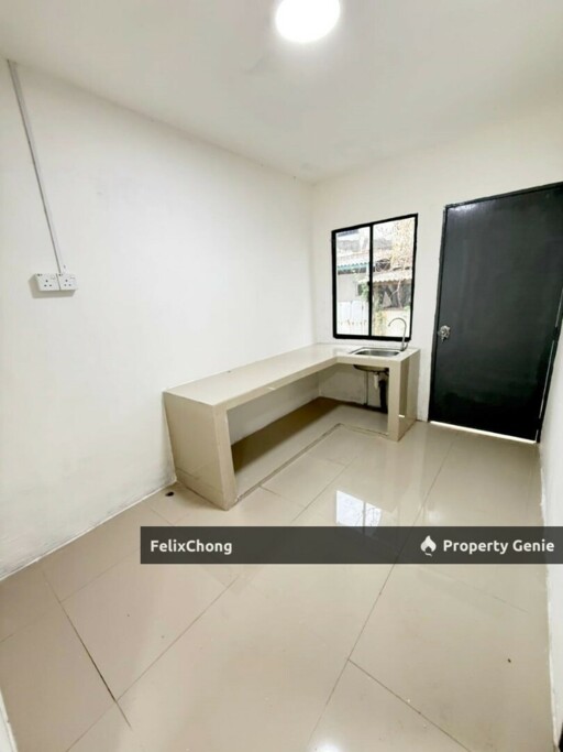 Taman Megah Ria 2 Sty Low Cost,Jalan Cenderai,Masai,Renovated