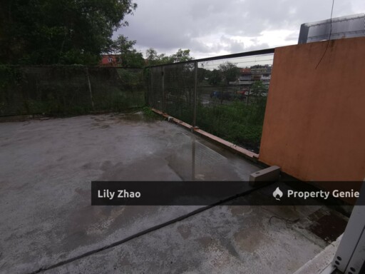 2 Storey Semi Detached Warehouse / Showroom / Office for Sale, 2,400 Sf, Golden Hill, Inanam