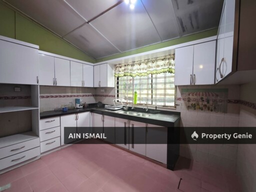 TERES 2 TINGKAT INDERA MAHKOTA 2 (IM2), KUANTAN