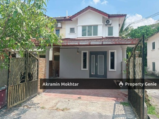 End Lot, Fully Renovated & Facing T- Junction | Double Storey Jalan 2/22, Bandar Tasik Puteri, Rawang