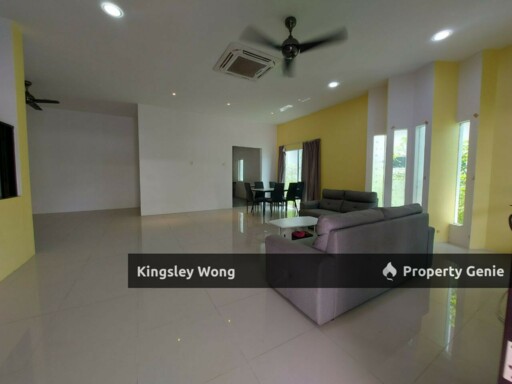 Tasek Square Freehold Three Storey Semi-D Move In Condition Tight Gated Guarded Area Near Mall Mart Shoplots