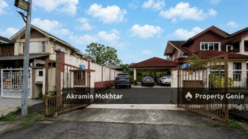 Corner Lot, Fully Renovated & Partially Furnished | Double Storey Bungalow House Perdana Heights U10, Shah Alam