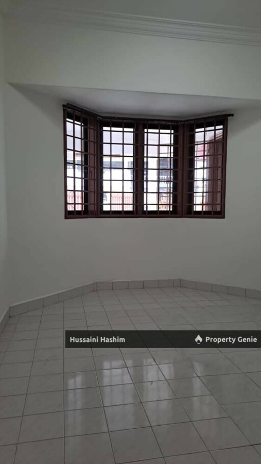 RUMAH TERES DUA TINGKAT DIUBAHSUAI @ TAMAN BUKIT KEMPAS, JOHOR BAHRU