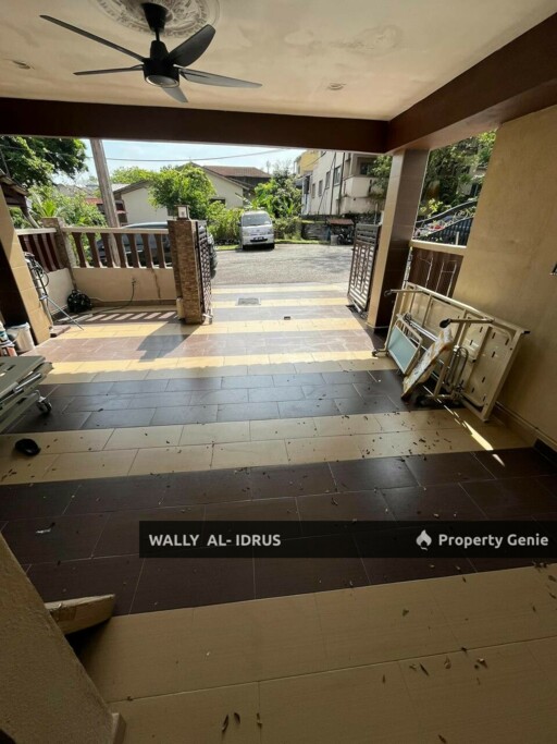 Single storey terrace house @ Taman Bukit Cheras, Kuala Lumpur