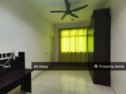 Setia Tropika / Double Storey / 4bedroom / Fully Furnished