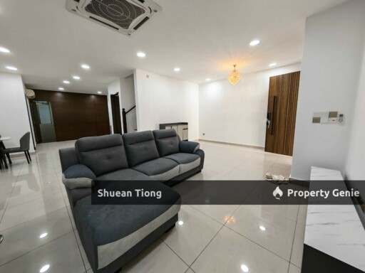 2 Storey Semi D @ Taman Sutera Utama for Rent