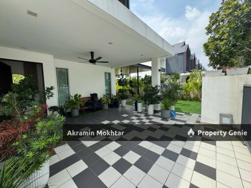 FREEHOLD, END LOT & FULLY RENOVATED | 2 Storey Garden Homes Ebonylane @ Eco Forest, Semenyih