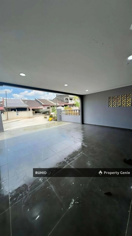 Renovated Single Storey Terrace House Taman Kempas Near AEON Dato Onn & EDL JB