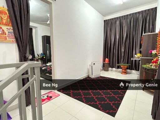 Sapphire Hills/Kangkar Pulai/double Storey Terrace End Lot/Unblock