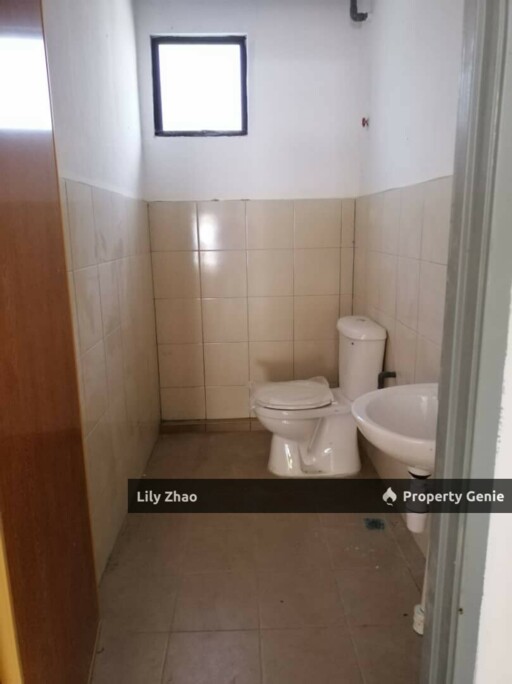1st Floor Shop Office for Rent, 1,205 sqft Papar Square, Papar, Sabah