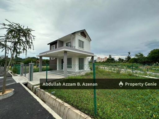 BANGLO 2 TINGKAT TANAH LUAS TAMAN HIJRAH