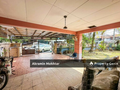 Freehold & Corner Lot | 2 Storey Terrace, Seksyen 6, Bandar Bukit Mahkota Bangi.