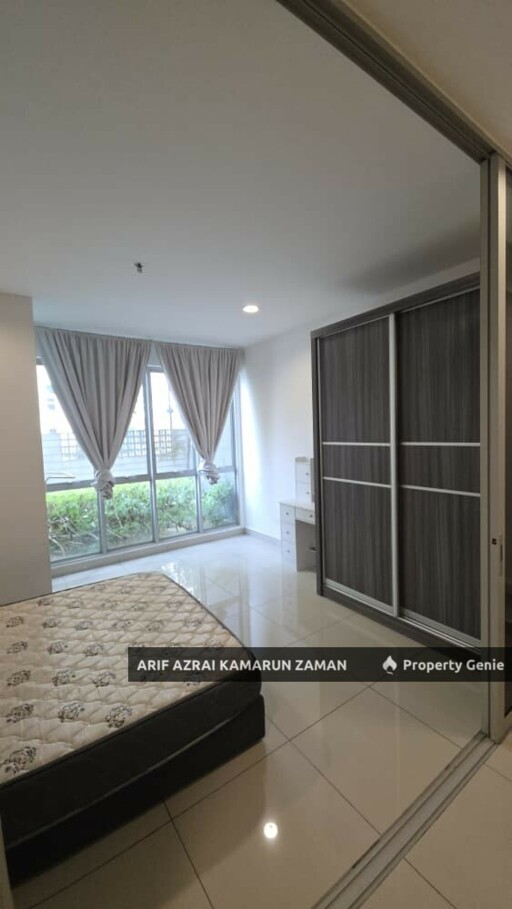 [Partially Furnished] Studio for Rent at 3 Elements, Seri Kembangan | 2 Car Parks | RM1,120