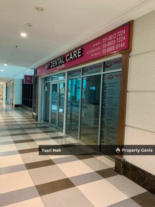Commercial Shop Lot for Sale, Shaftesbury Avenue