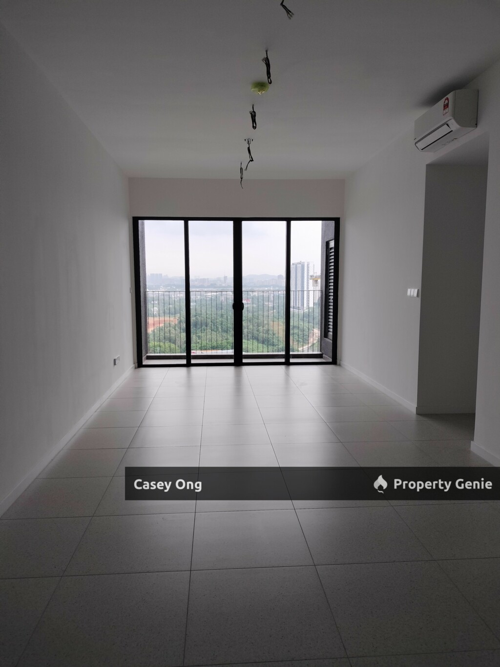 Alira Residence Metropark brand new