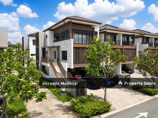 FREEHOLD, END LOT & FULLY RENOVATED | 3 Storey Terrace House  THE MULIA RESIDENCES, CYBERJAYA