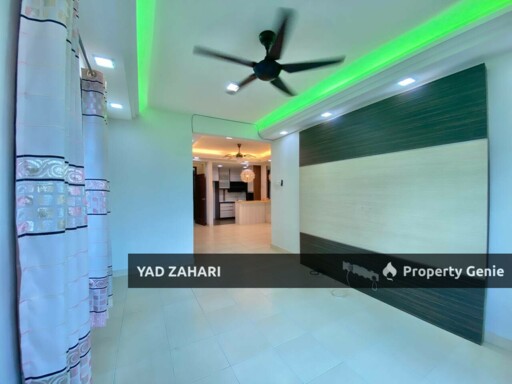 Villa Park, Seri Kembangan | RM330K -  Nicely Renovated, Semi Furnished & Unit Near Lift