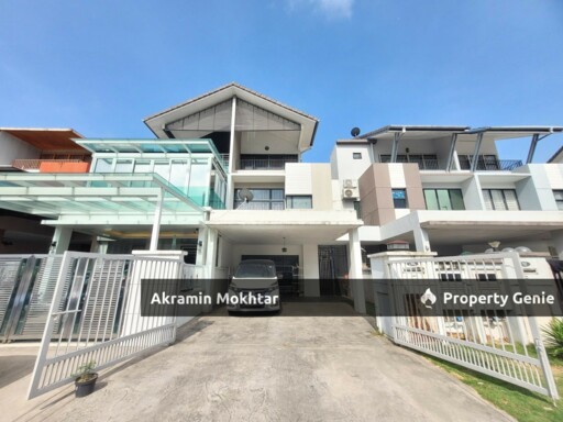 Gated & Guarded | 2.5 Storey Terrace, Frangipani Cahaya Alam, Seksyen U12, Shah Alam