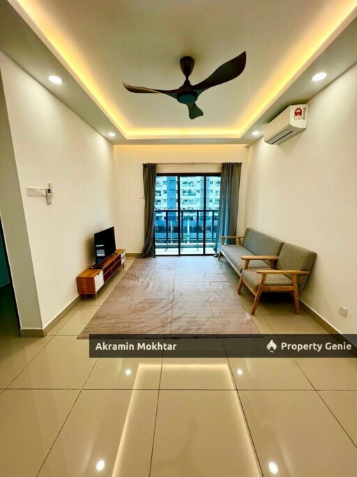 Freehold, Fully Furnished, Renovated & 2 Parking | Residensi Zamrud Jalan Zamrud 1 Kajang 2