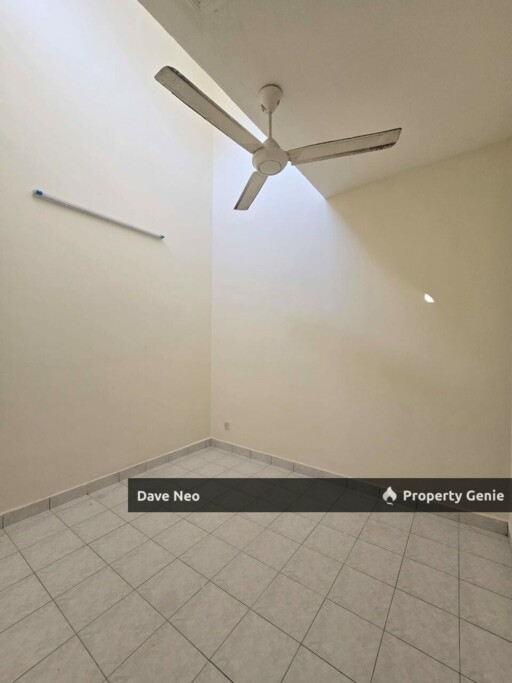 Taman Pelangi Indah • 1.5-Storey House • 4Beds 3Baths | Partial Furnished • Near Taman Gaya