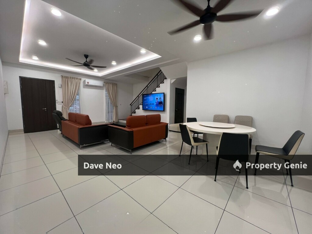 Glenmarie Johor | 2-Storey House | 4+1 Beds 5 Baths | Partial Furnished | Renovated Unit