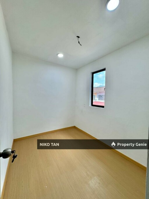 Jalan Duku Double Storey with Fully Renovated, Kota Masai For Sale
