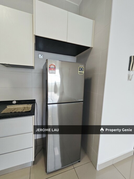 Twin danga Perling middle room for rent