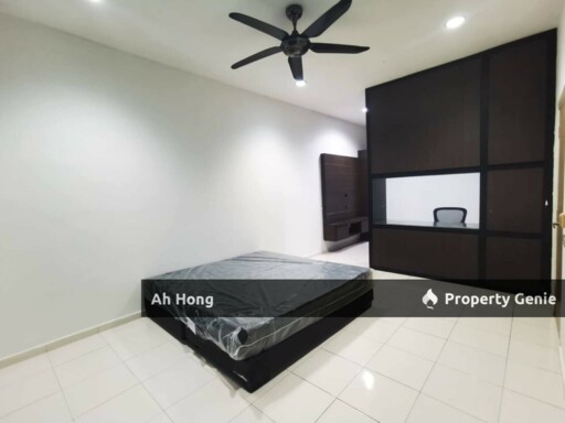 Setia Tropika / Double Storey / 4bedroom / Fully Furnished