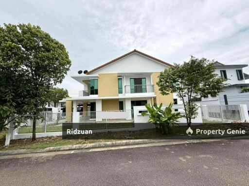 Dato Onn - 2 Storey Terrace House Corner Lot