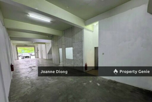 Double Storey Light Industrial Warehouse-Taman Perindustrian UEP TP7/1- Subang