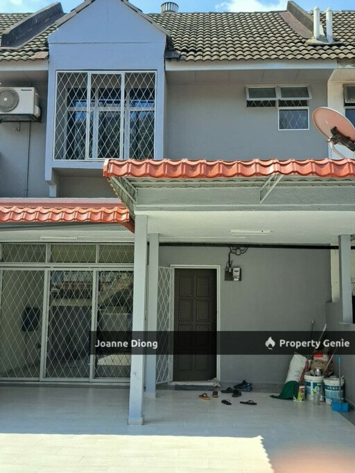 SS7/30 Kelana Jaya Double Storey Terrace House
