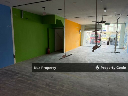 Ground Floor Intermediate Shoplot at Northbank Tabuan Tranquility