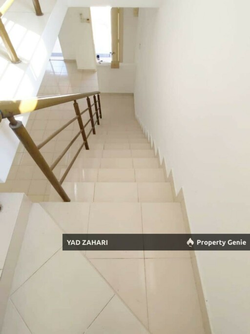 Alam Nusantara, Setia Alam | 2-Storey Terrace 4 Bedrooms | RM800K - Endlot, Facing Open and Freehold