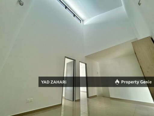 Balcony with View & Semi Furnished @ Lambaian Dua Residence, Kajang