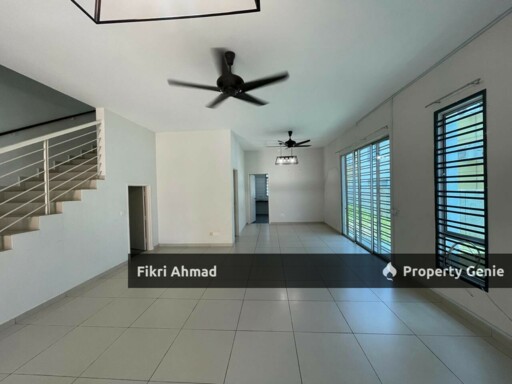 FOR RENT: 2-Storey Terrace Taman 1 Krubong Presint Selendang
