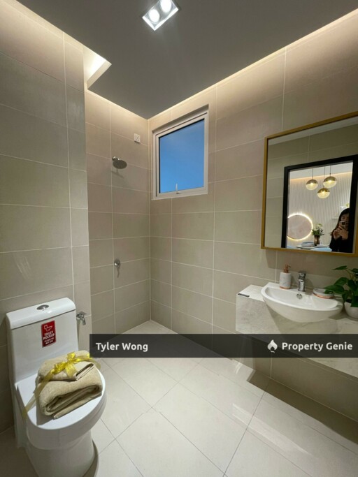 MBWBAY SEAVIEW CONDO FOR SALES