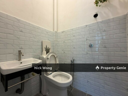 Cheng Jaya Single Storey Corner Lot For Sale