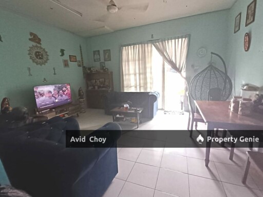 Taman Putri , 2 storey terrace house (good condition)(Lower price)