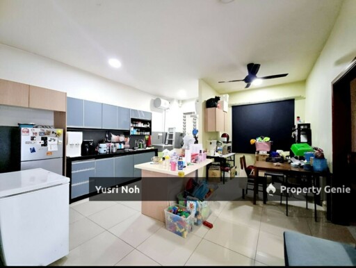 UNIT EXCLUSIVE UNTUK DIJUAL - Puri Tower Condominium, Bandar Bukit Puchong