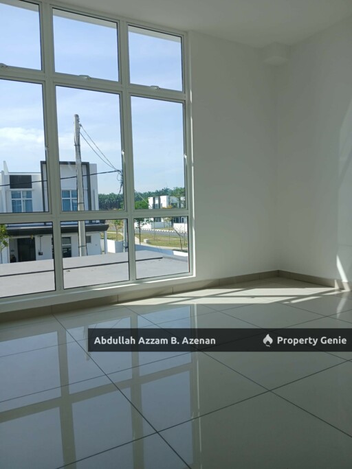 Double Story Corner Lot ‼️ Taman La Casa Lunas