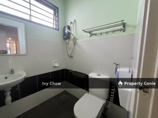 Rini height mutiara rini Double Story Terrace house